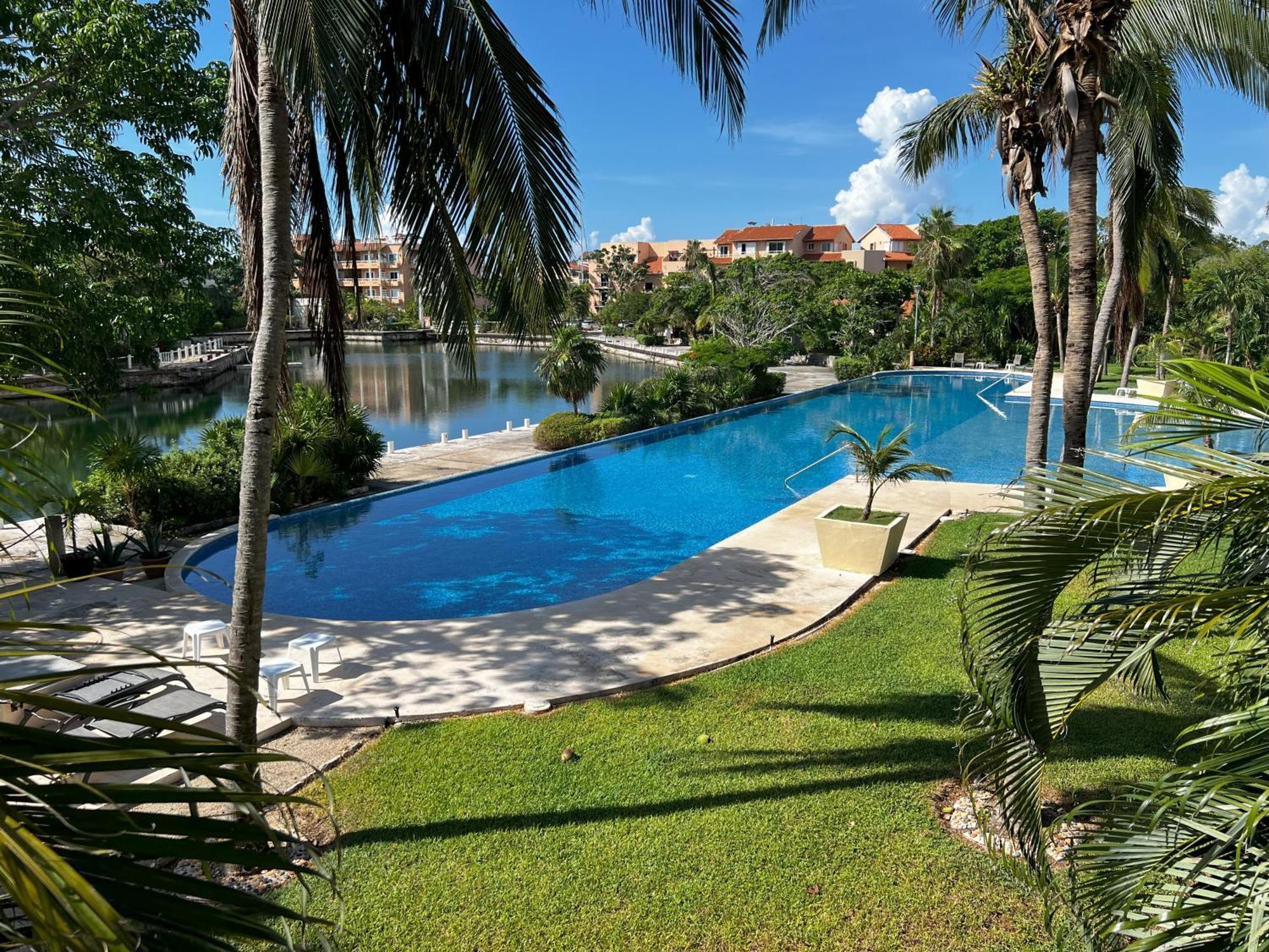 High-End Waterfront Condo At Secrets Waters Puerto Aventuras Εξωτερικό φωτογραφία