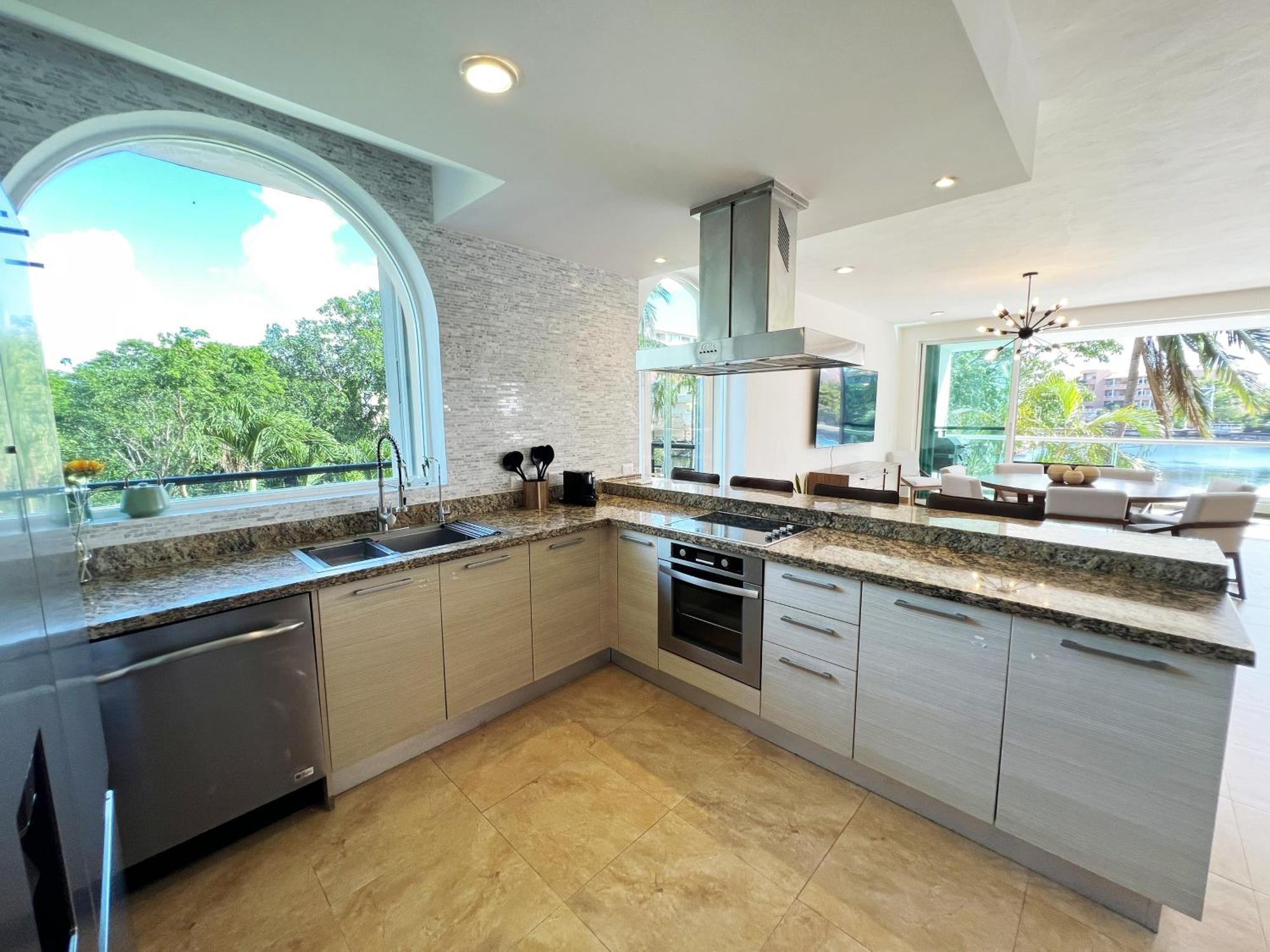 High-End Waterfront Condo At Secrets Waters Puerto Aventuras Εξωτερικό φωτογραφία