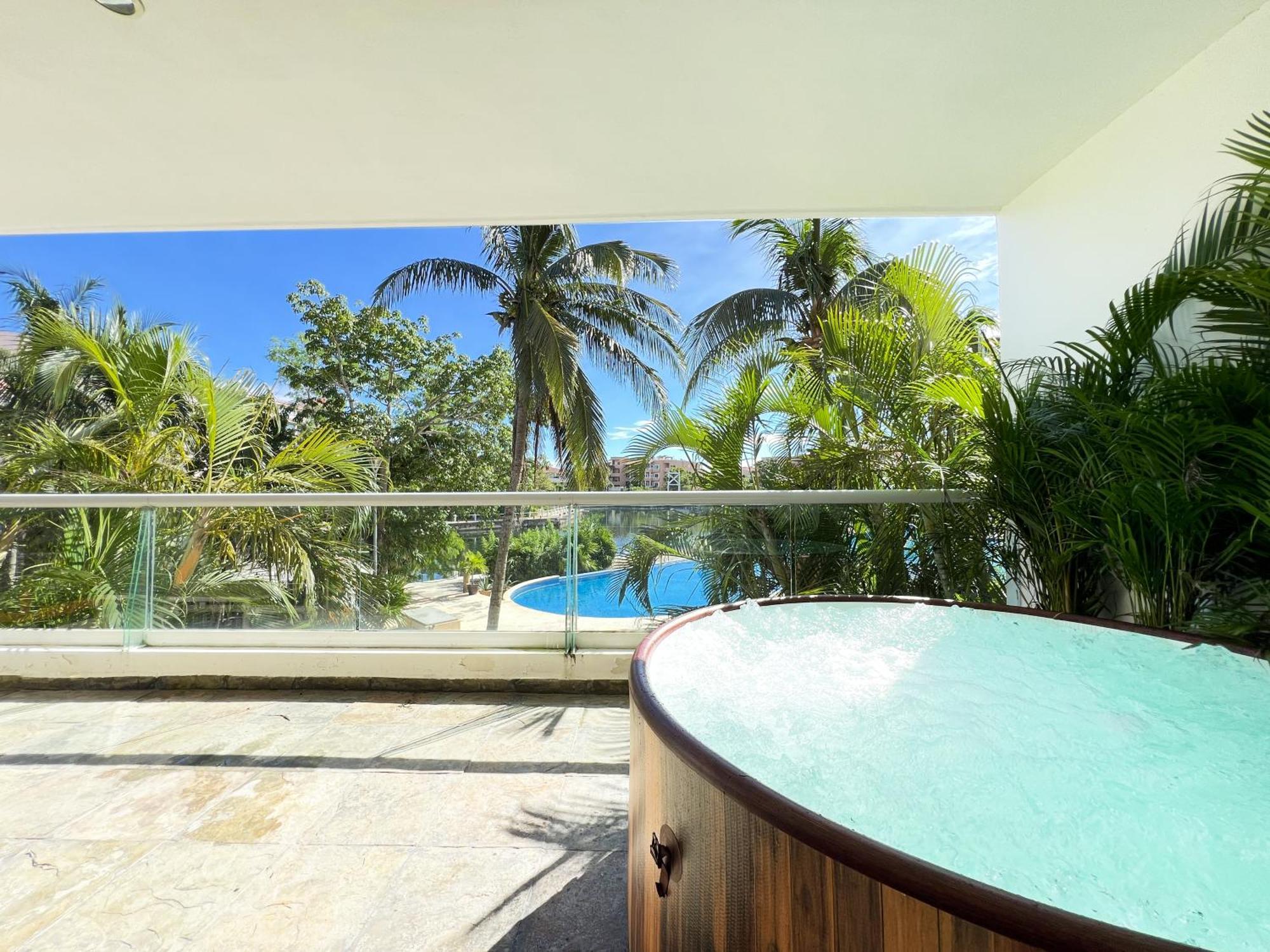 High-End Waterfront Condo At Secrets Waters Puerto Aventuras Εξωτερικό φωτογραφία